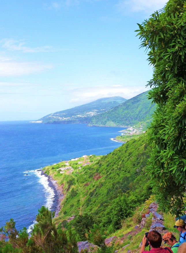 Azoren_Wir sind die einzigen Wanderer entlang dieser Route auf Sao Jorge_Ines Klima