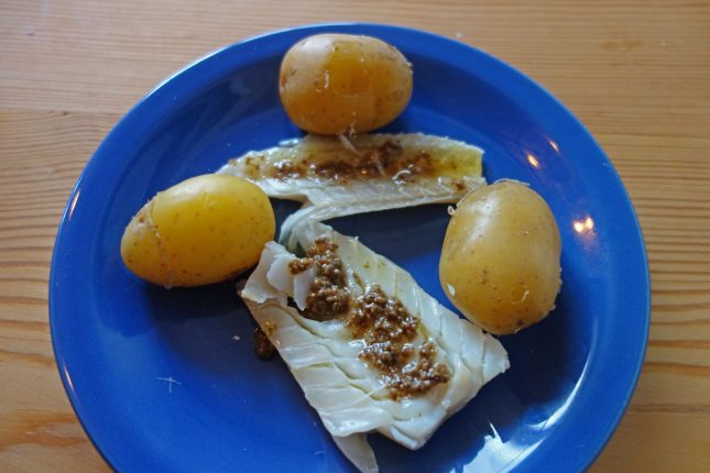 Färöer-Inseln, getrockneter Fisch gehört zu den traditionellen Speisen